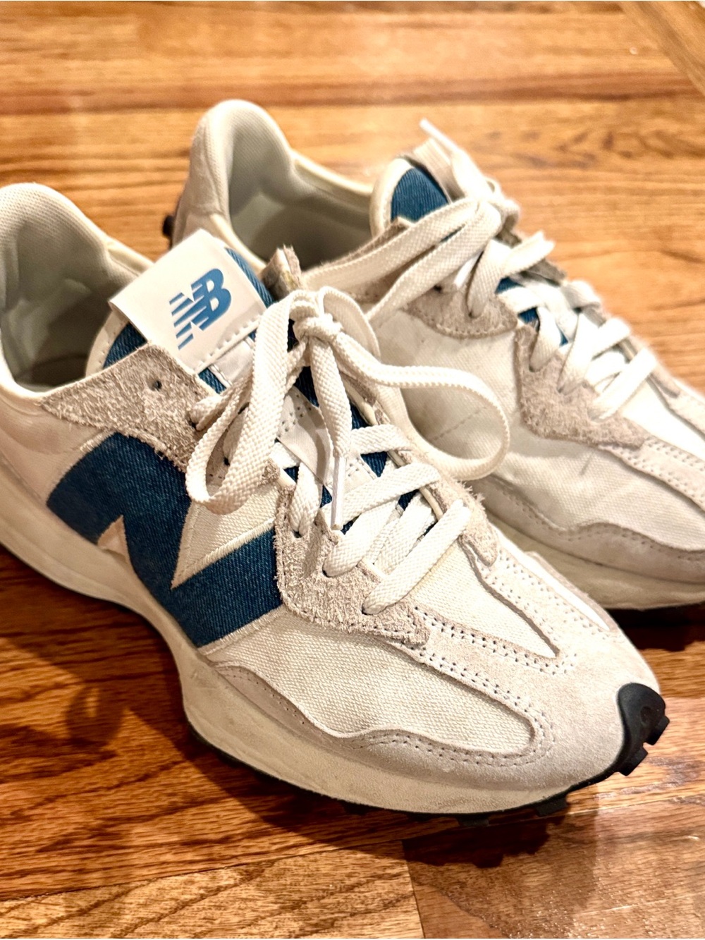 New Balance 327 Cream Suede & Blue “N” Sneakers - Picture 2 of 12